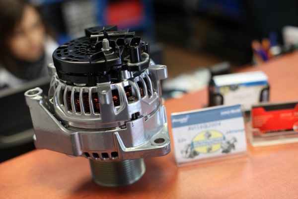 Alternator w chromie